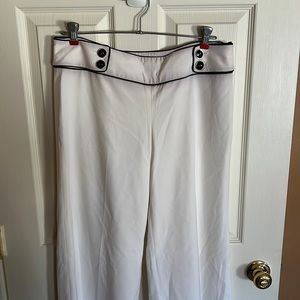 White House black market white pants- no stains
